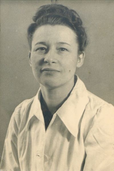 Archivo:Ilona Banga.jpg
