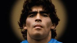 Maradona5874.jpg