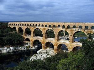 Patripontdugard.jpg