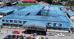 Hospital de Castro, Chile.jpg