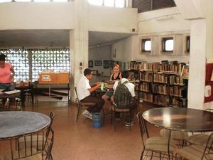 Sala juvenil BMEJV.jpg