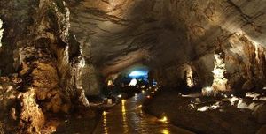 Grutas-cacahuamilpa.jpg