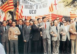 Dirigentes de la D.G.A y otros líderes políticos aragoneses en la manifestación del 23-IV-1978.jpg