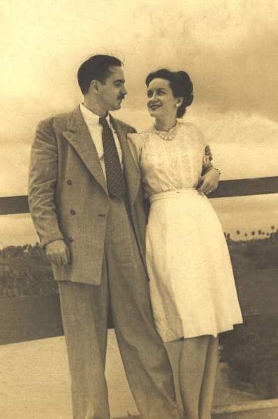 Archivo:Eliseo y Bella.jpg