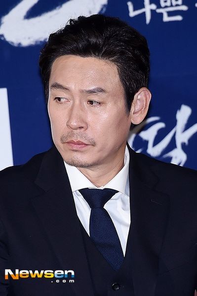 Archivo:Sol Kyung-gu-3.jpg