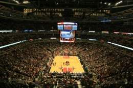 United Center Interior.jpg