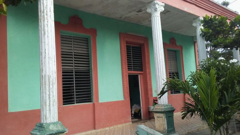 Archivo:Casa de Abuelos PP.jpg
