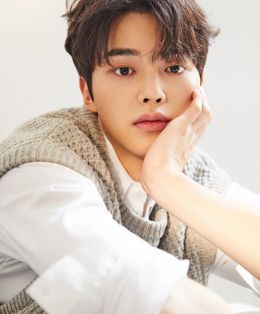 Song Kang19.jpg