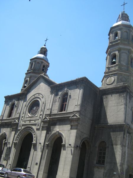 Archivo:Catedral canelones.JPG