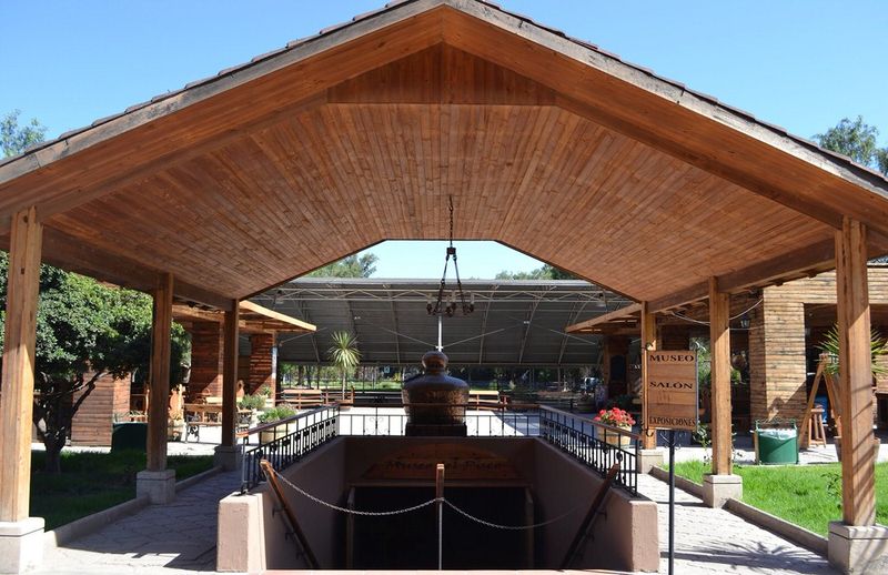 Archivo:Museo del Pisco1.jpg