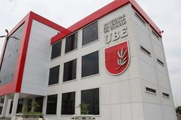 Universidad Bolivariana del Ecuador.jpg