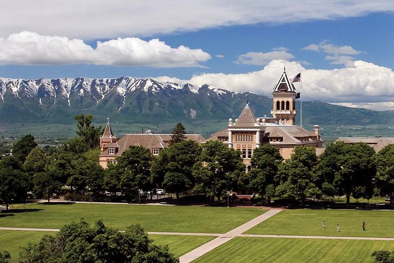 Archivo:Utah State University.jpg