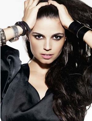 Emanuelle araujo.jpg