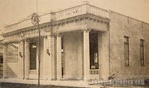 Arabos edificio sociedad liceo.jpg