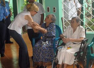 Hogar de ancianos 2.jpg