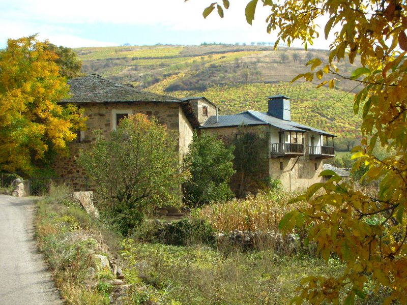 Archivo:Villanueva de valdueza.jpg