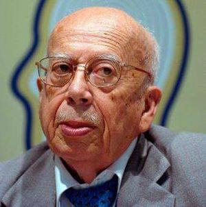 Gonzalo Rojas-en-el-Premio-Casa.jpg
