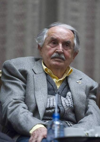 Archivo:Tonino guerra.jpg