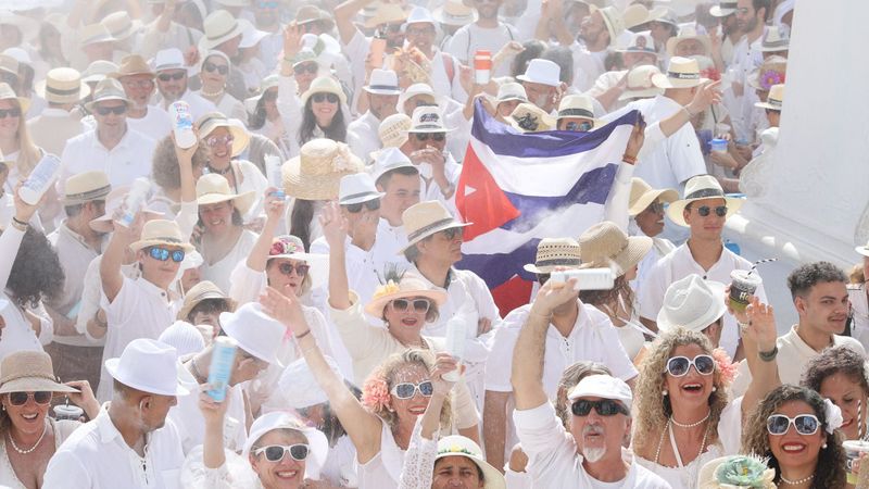 Archivo:Carnaval indiano.jpeg