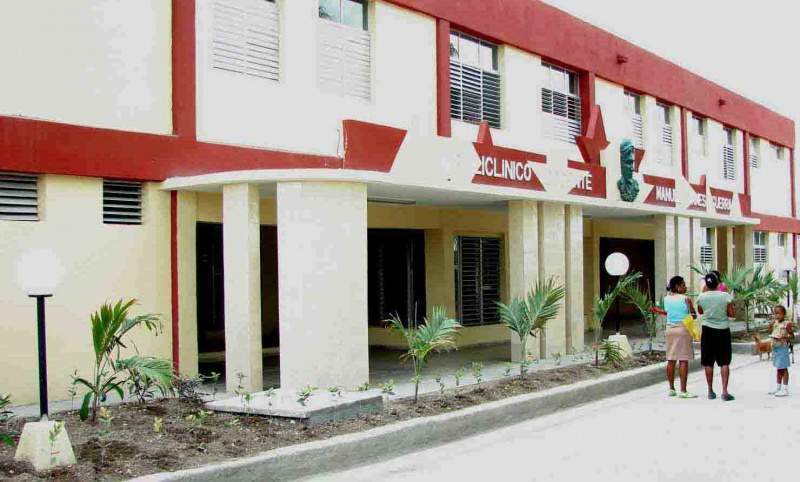 Archivo:Policlinicotames.jpg