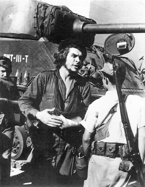 Archivo:Che en Sta Clara.jpg