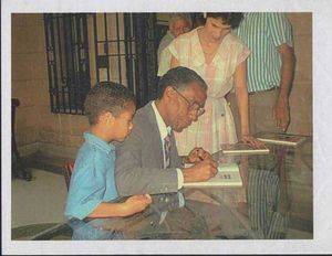 Nestor Acosta Tieles.jpg