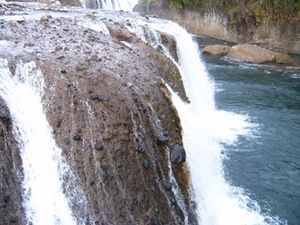 Saltos del Río Cholguán1.jpg