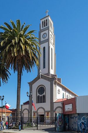 Iglesia de Nuestra Señora del Rosario, Quilpué.jpg