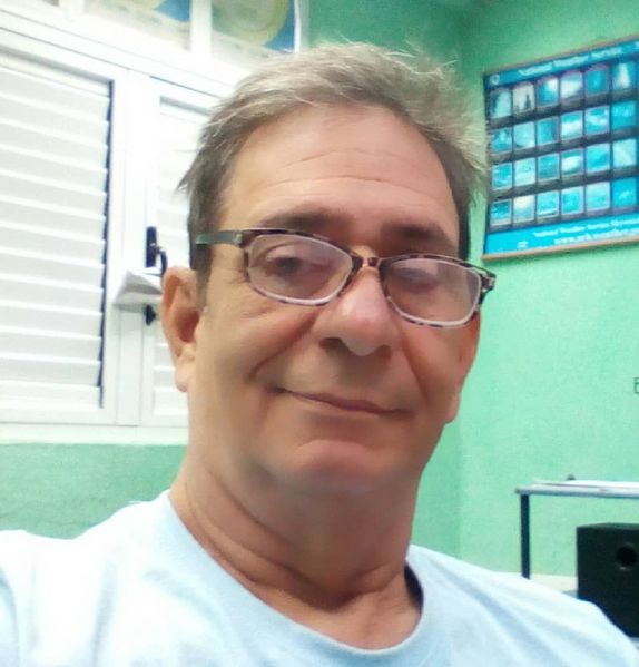 Archivo:Armando.Caymares.jpg