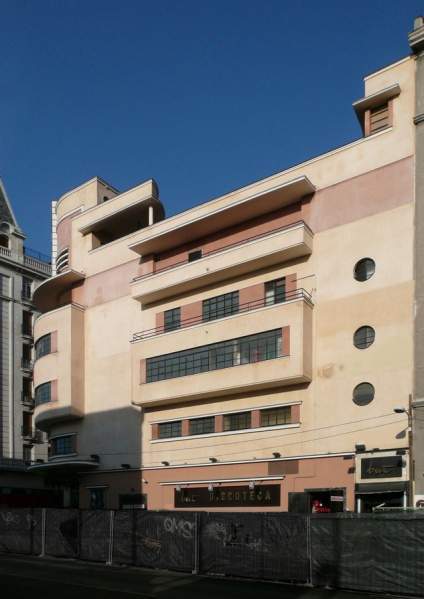 Archivo:CineBarcelo.3.jpg