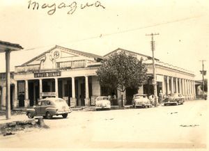 Frente Cine-Teatro Nieves (antes).jpg