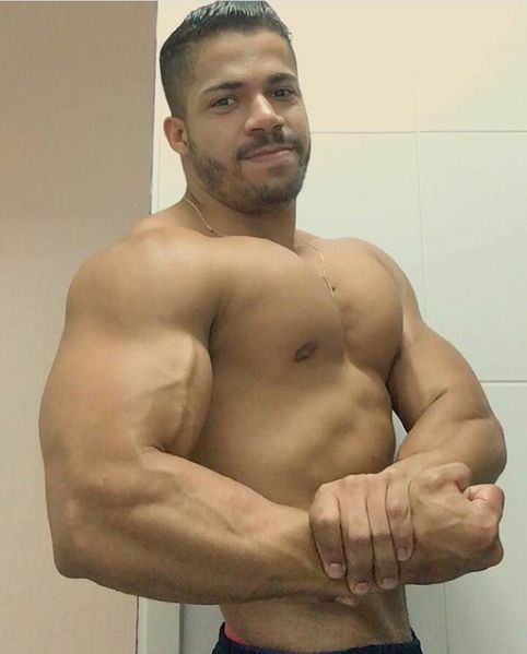 Archivo:Danny Valero-Chile.jpg