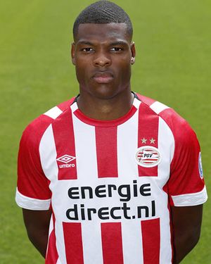 Denzel Dumfries.jpg