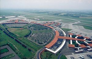 Aeropuerto Jakarta 5.jpg