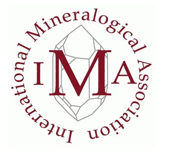 Archivo:IMA Escudo.jpg