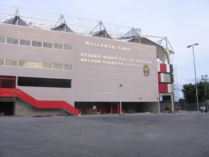 Estadio Bicentenario Nelson Oyarzún.jpg