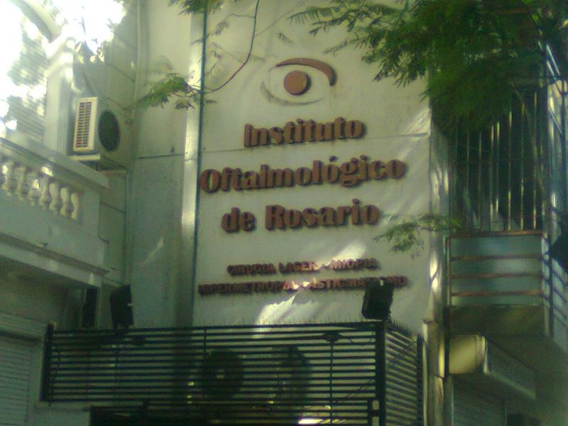 Archivo:Inst de Oftalmg de Rosario.jpg