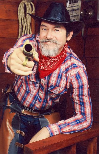 Archivo:Pistolero.jpg