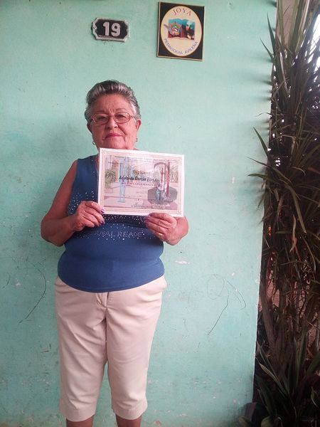 Archivo:Joya de la pedagogía.jpg