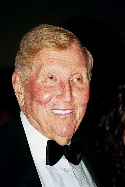 Archivo:Sumner Redstone.jpg