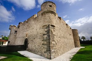 Castillo Luz articulo.jpg