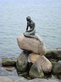 Escultura La Sirenita 2.jpg