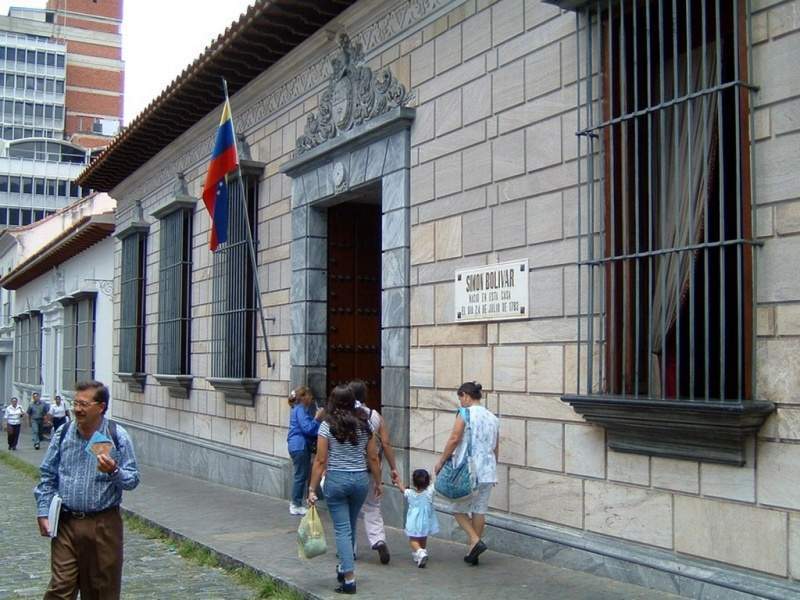 Archivo:Casa natal de Simón Bolívar.jpg