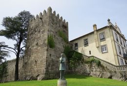 Entrada-muralla-fernandina-oporto-640x480.jpg