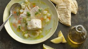 Caldo de pescado.jpg