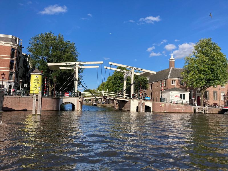 Archivo:Magere-brug.jpg