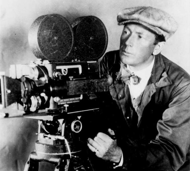 Archivo:Murnau-camara.jpg
