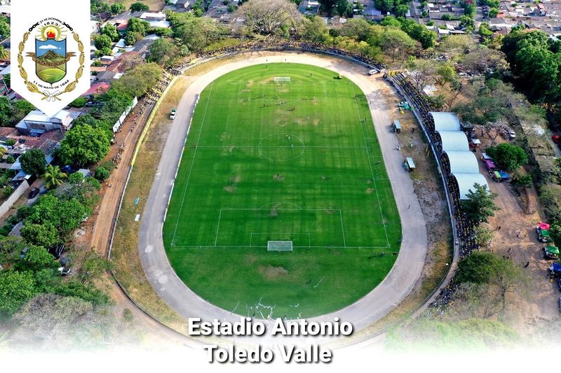 Archivo:Estadio-antonio-toledo-valle.jpg