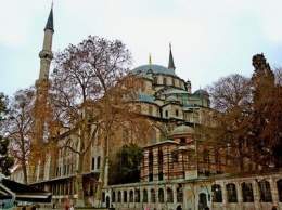 Mezquita de Kalenderhane.jpg