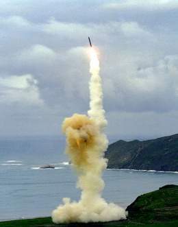 Lanzamiento de un Minuteman-III.jpg